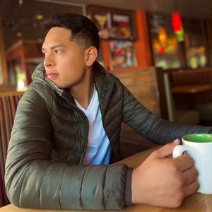 Meet your Posher, Gerald